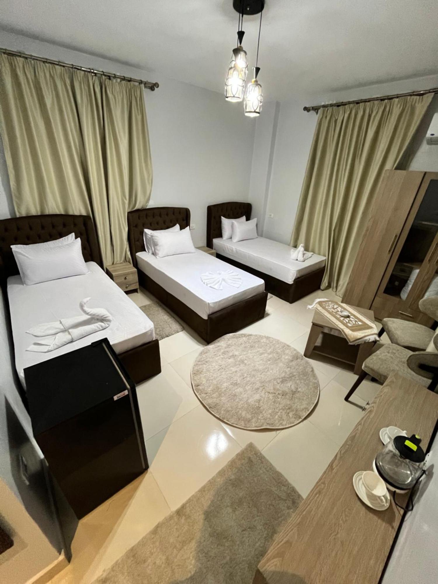 Triple Garden View Hotel Kaherah Luaran gambar