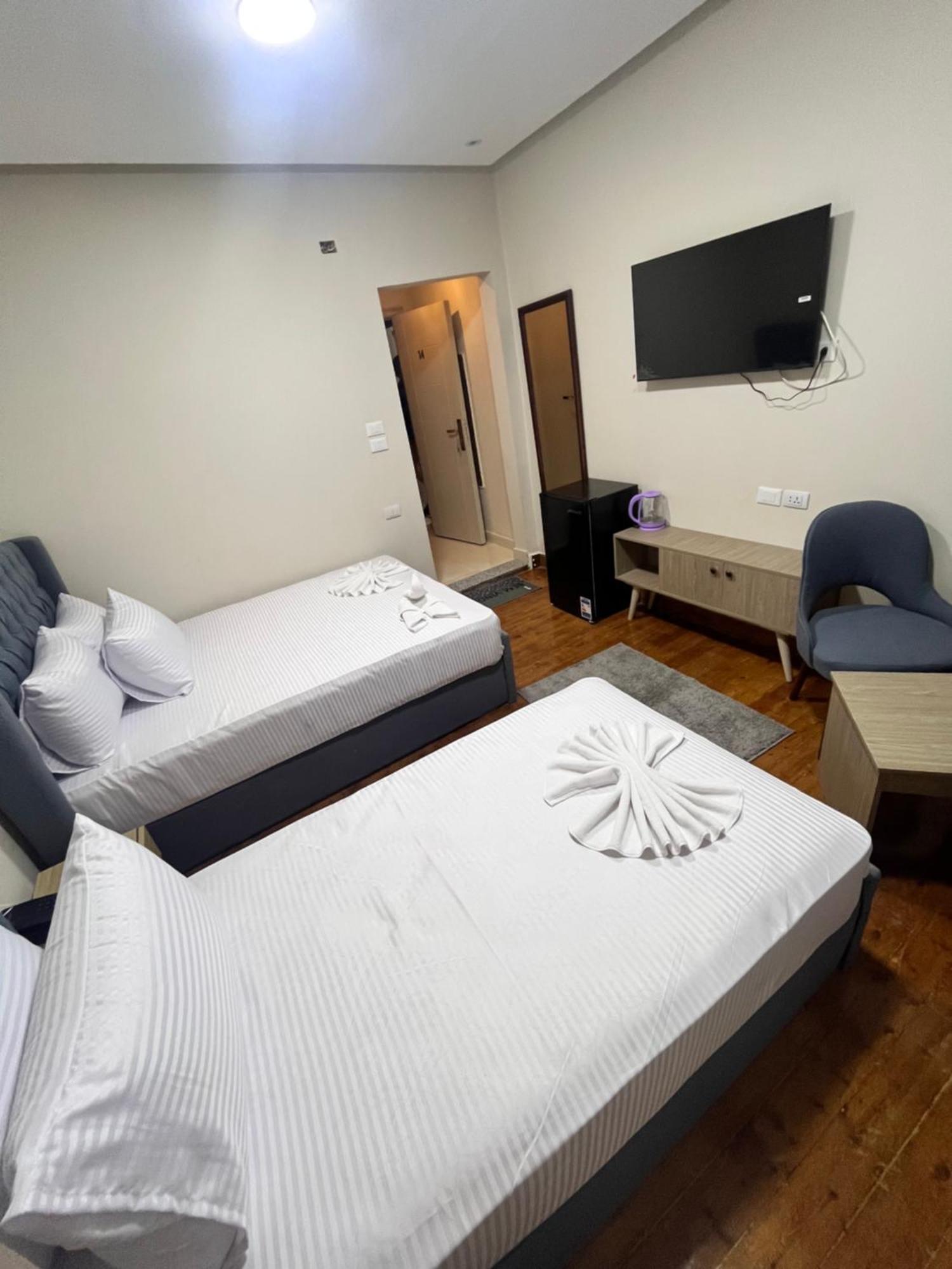 Triple Garden View Hotel Kaherah Luaran gambar